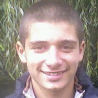 Jeune homme de 16ans recherche enfant etou animaux a garder deja travaille en centre aere à Firminy