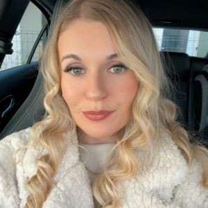 Laura D.